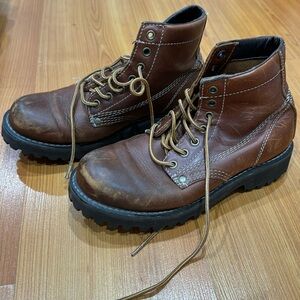 Women’s work boots